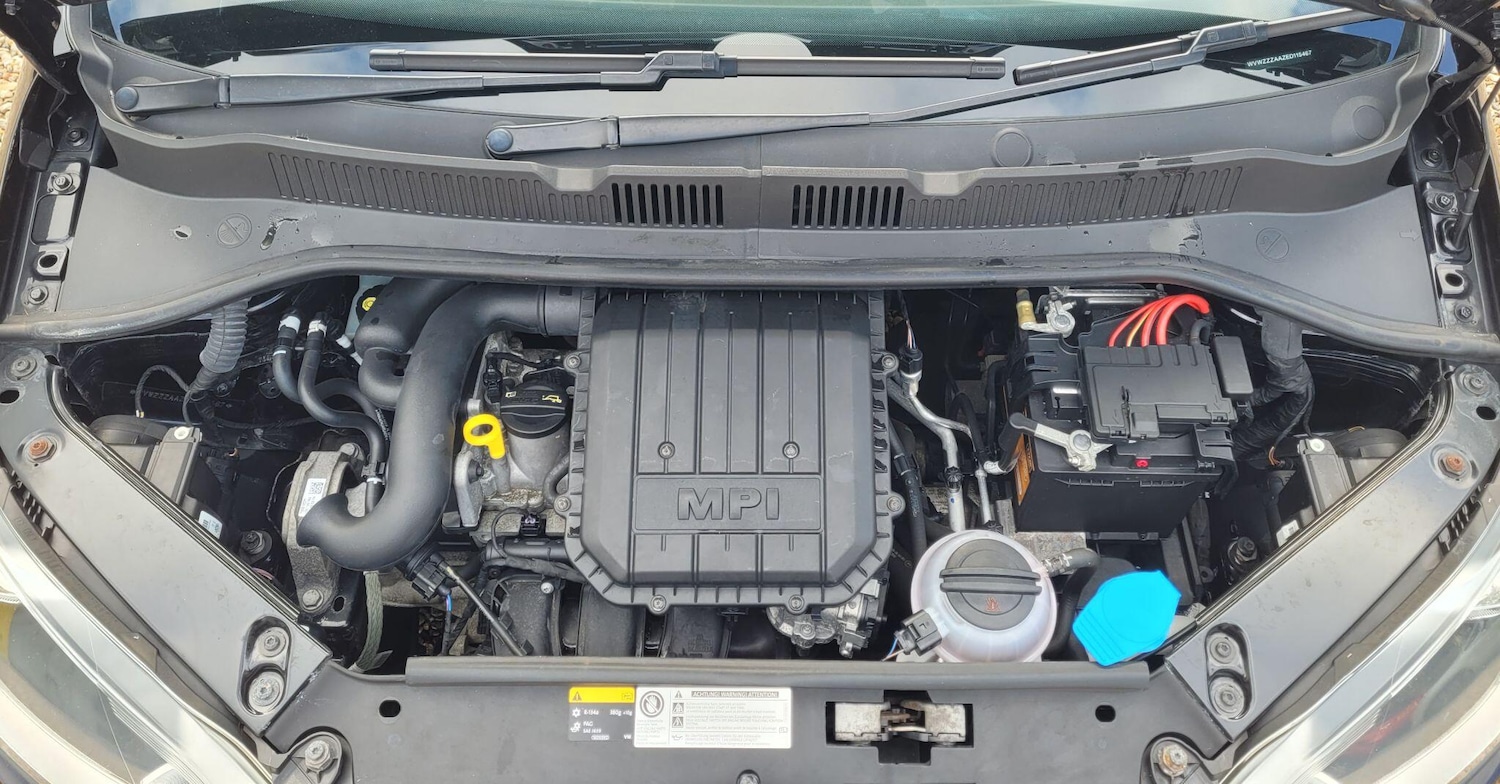 Used Volkswagen up! 2014 for sale - 77637639: Photo 19