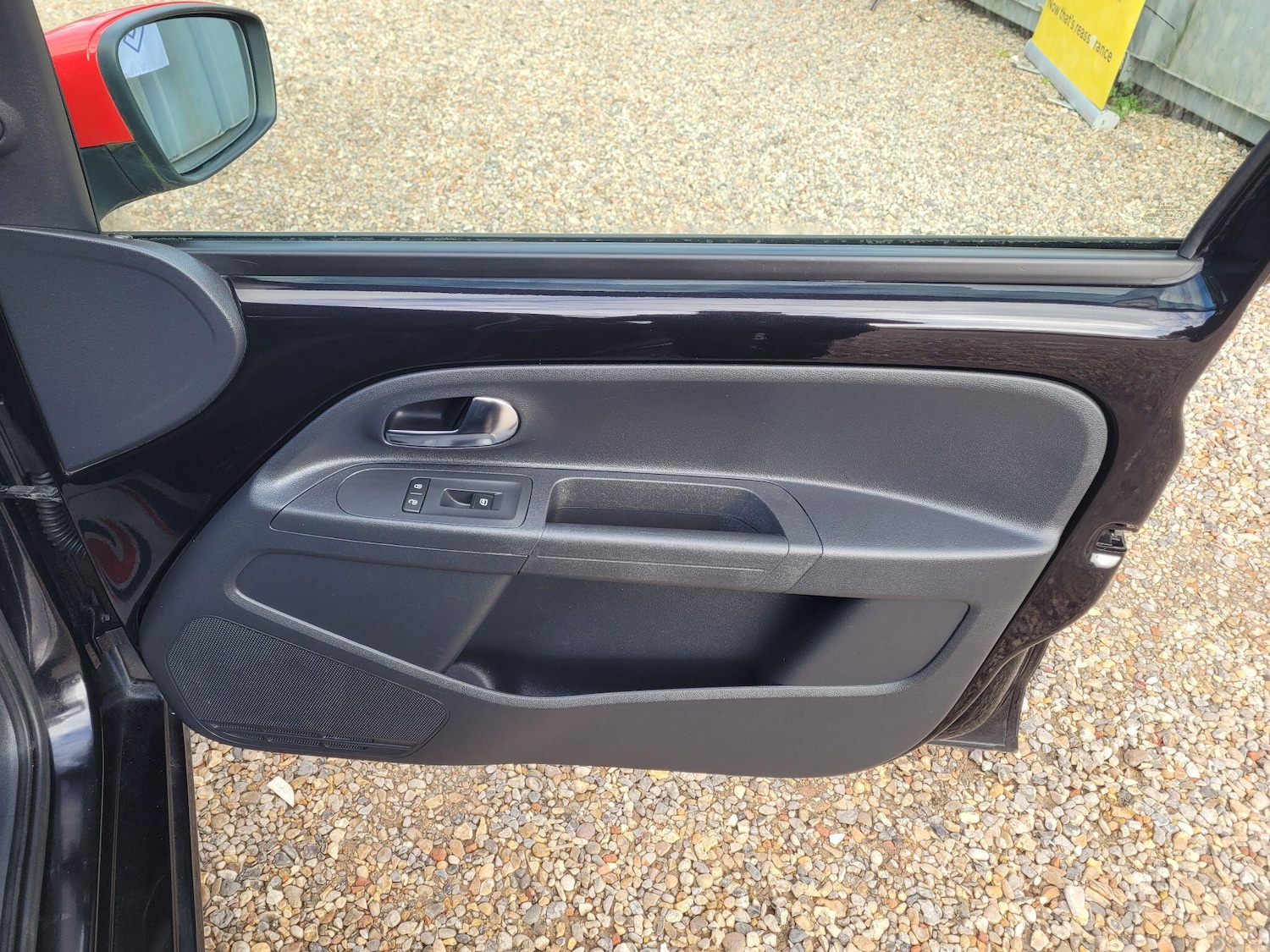 Used Volkswagen up! 2014 for sale - 77637639: Photo 21