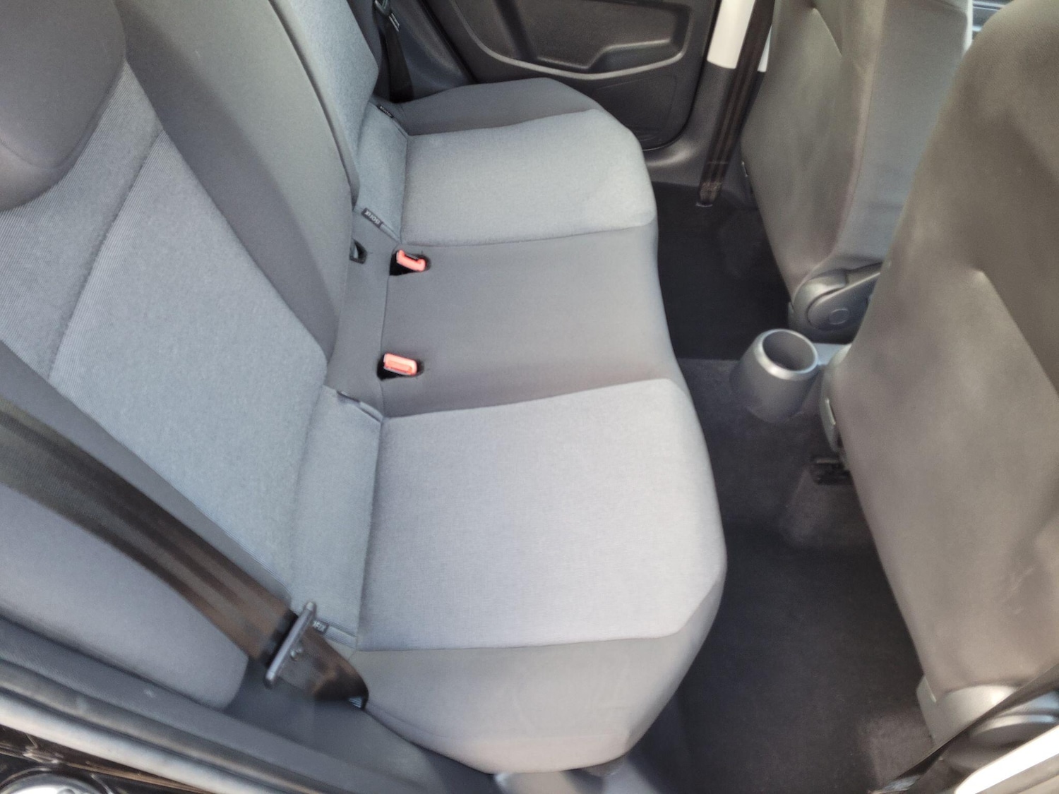 Used Volkswagen up! 2014 for sale - 77637639: Photo 30