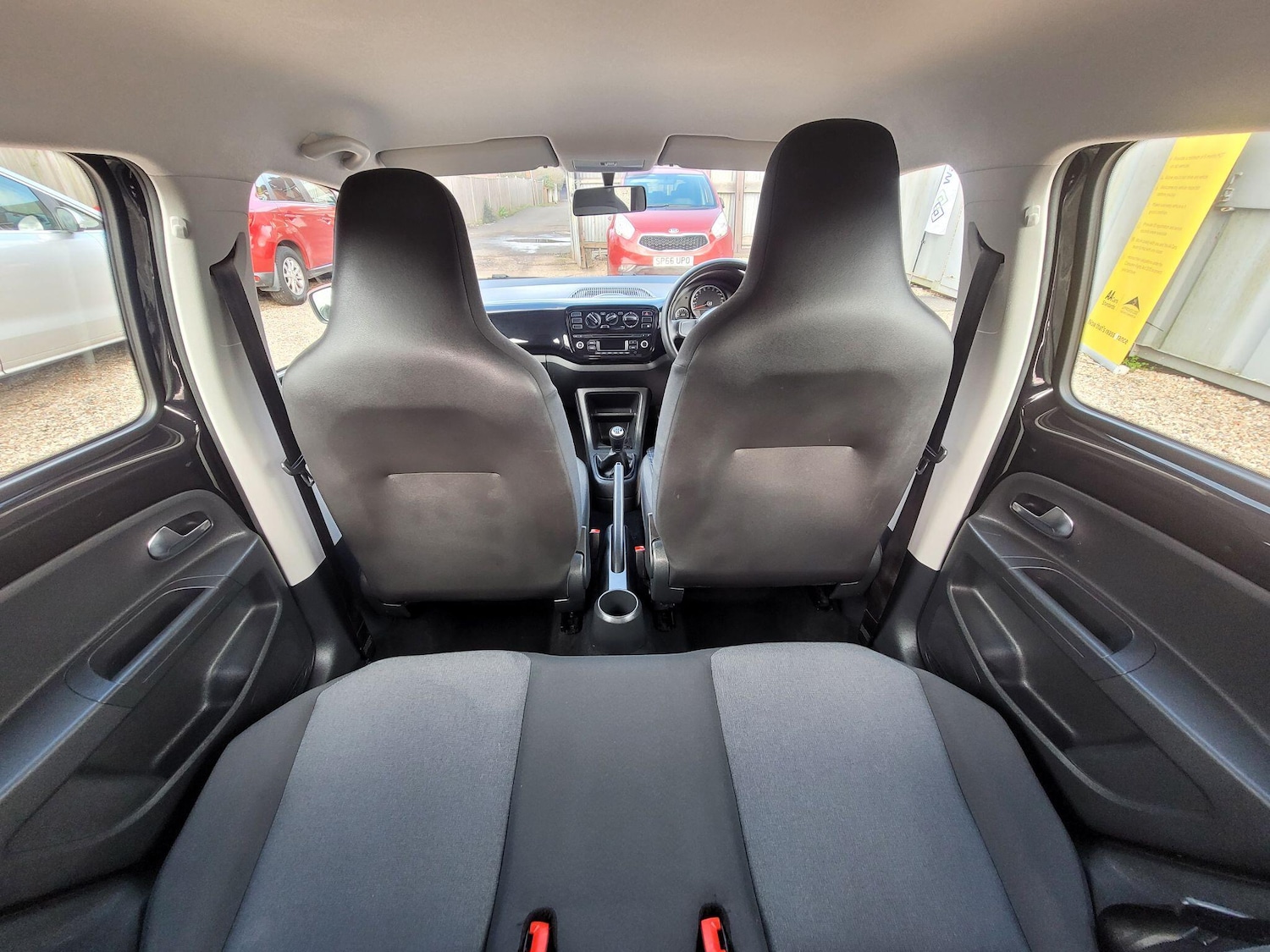 Used Volkswagen up! 2014 for sale - 77637639: Photo 34