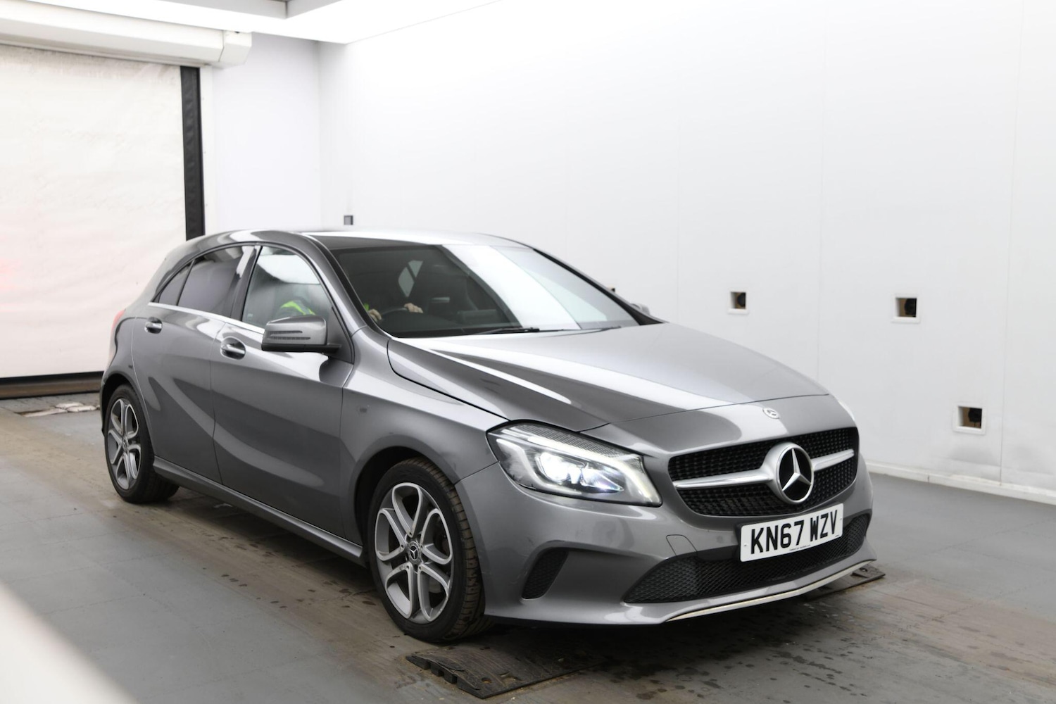 Used Mercedes-Benz A-Class 2018 for sale - 77359268: Photo 1