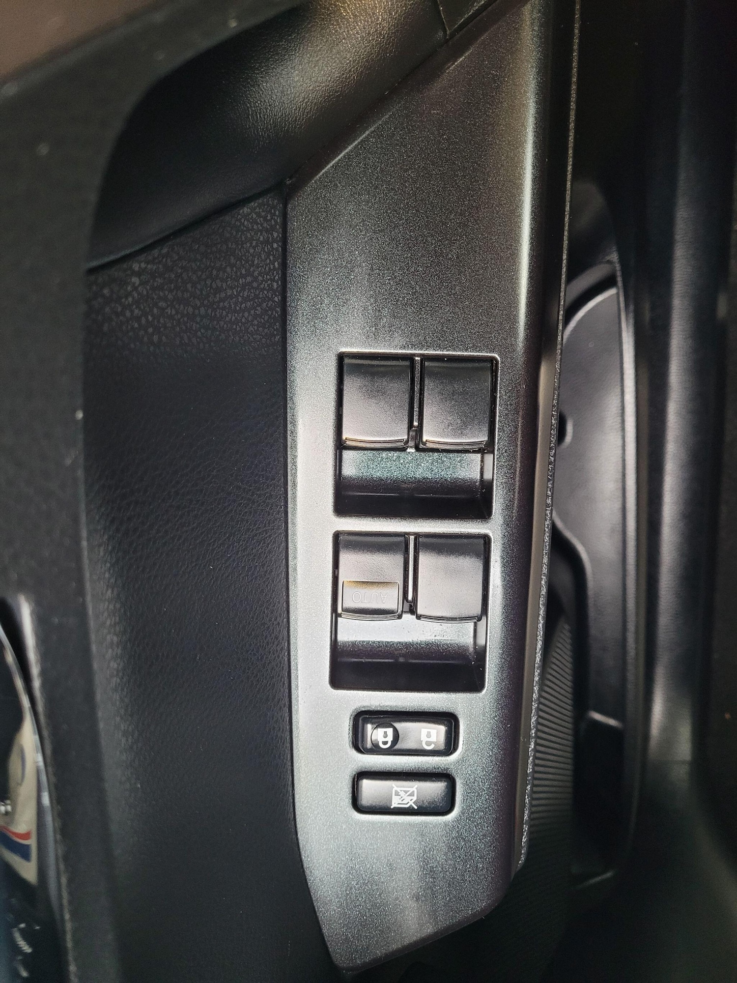 Used Toyota RAV4 2016 for sale - 76765820: Photo 47