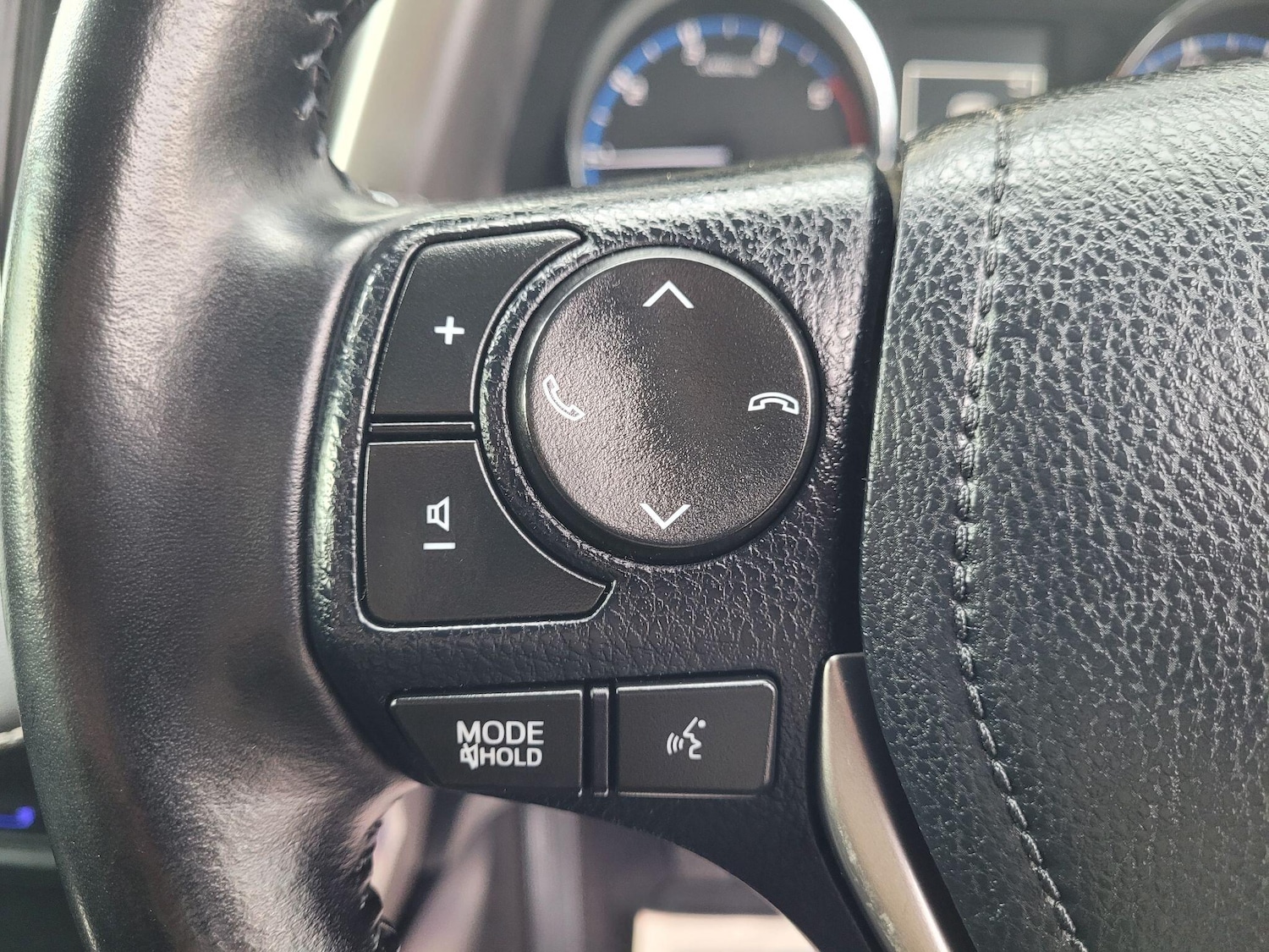 Used Toyota RAV4 2016 for sale - 76765820: Photo 52