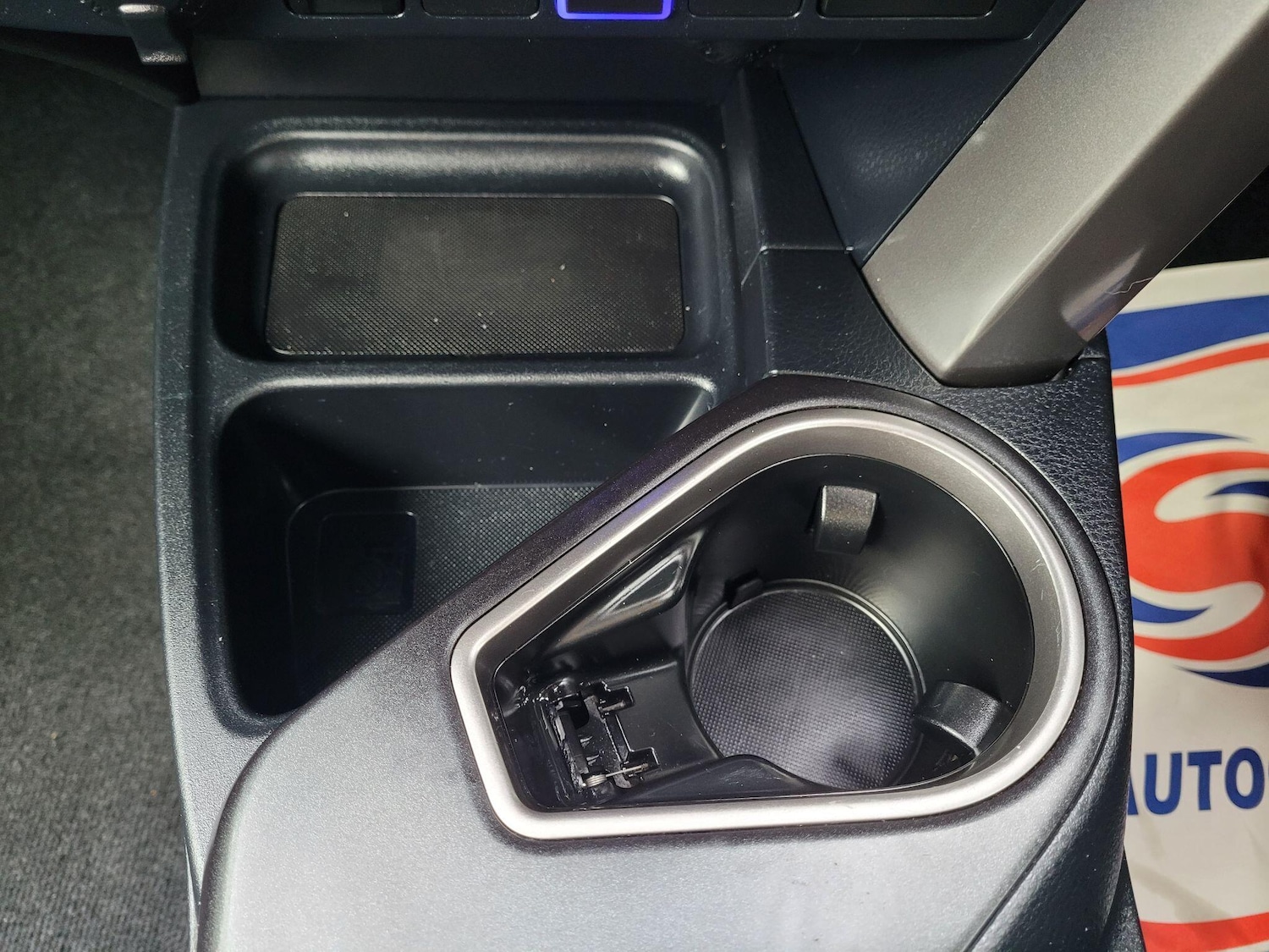 Used Toyota RAV4 2016 for sale - 76765820: Photo 58