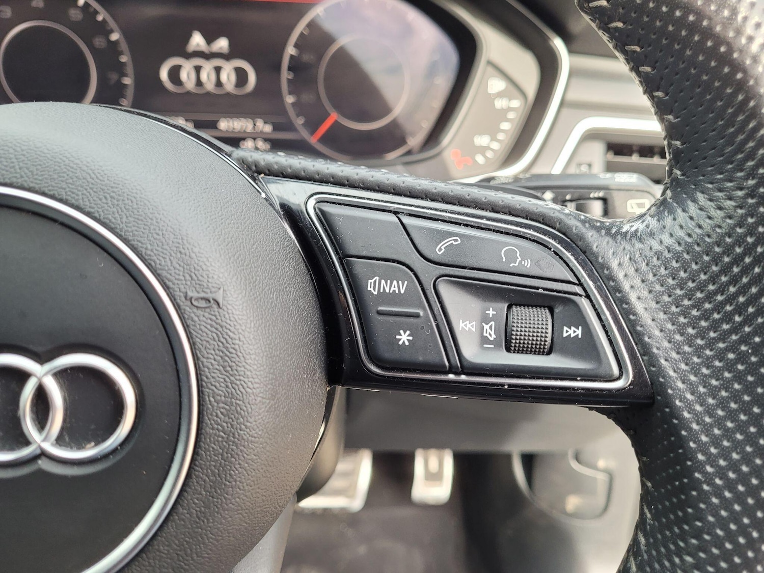 Used Audi A4 2018 for sale - 77585749: Photo 10