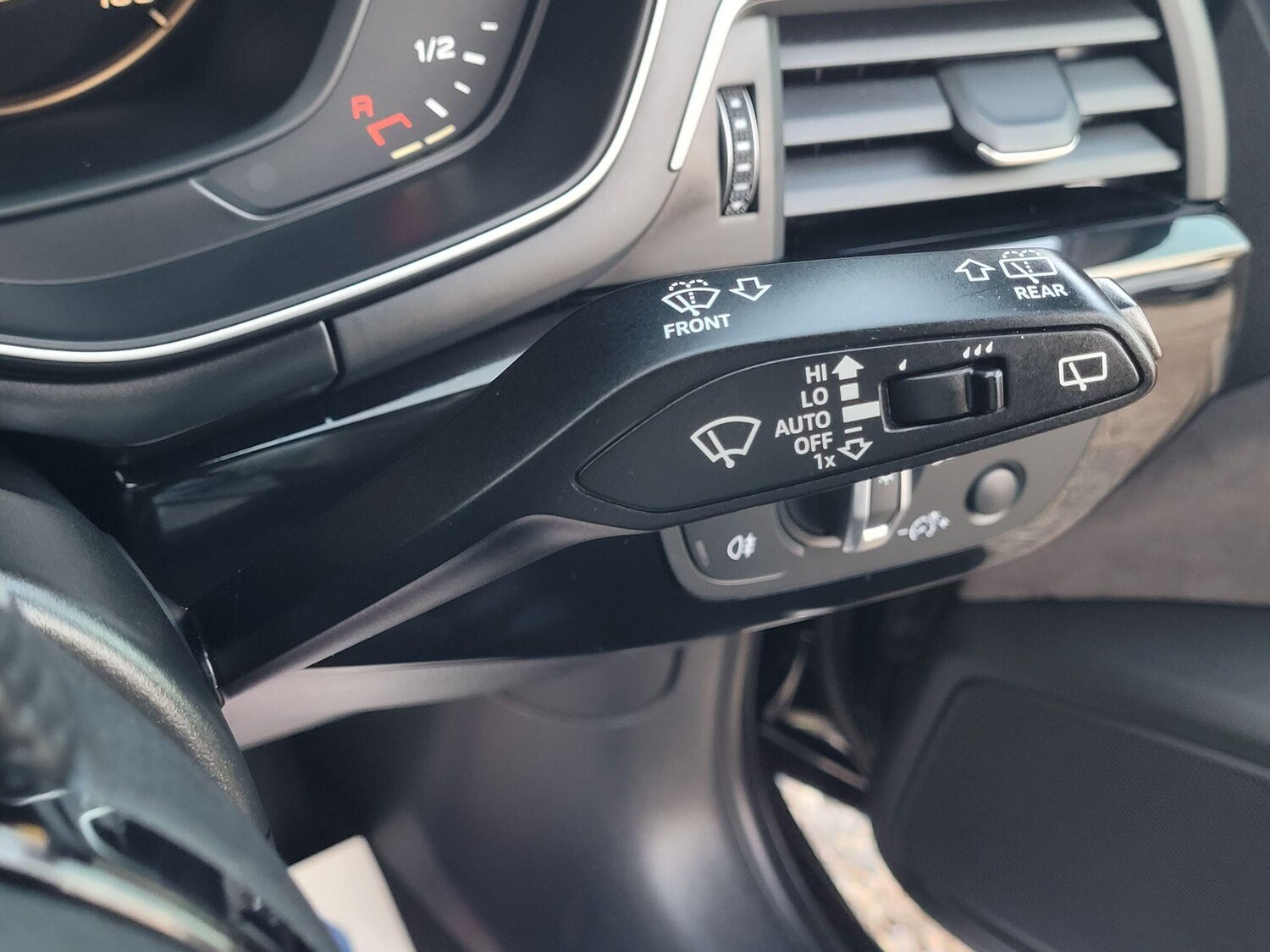 Used Audi A4 Avant 2018 for sale - 77585749: Photo 65