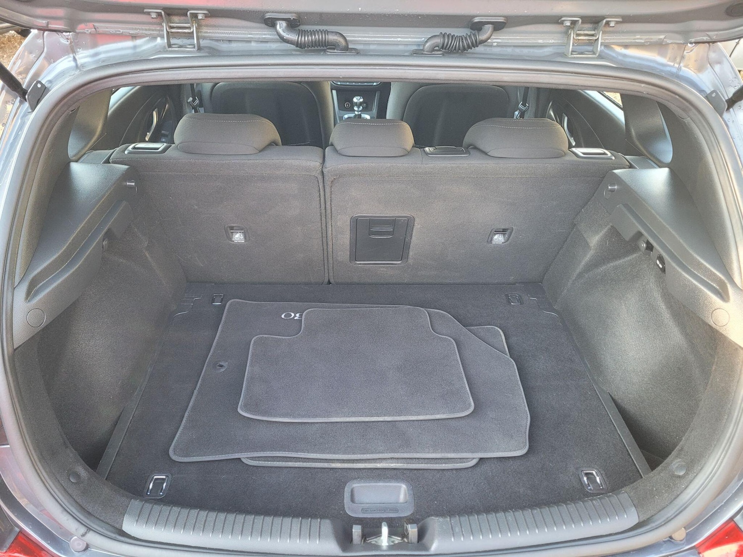 Used Hyundai i30 2018 for sale - 77305778: Photo 40