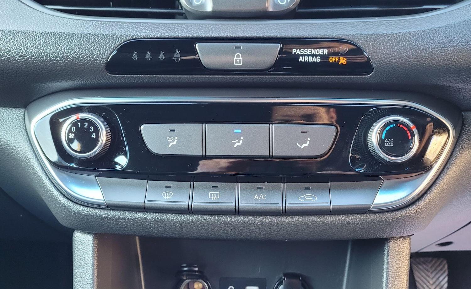 Used Hyundai i30 2018 for sale - 77305778: Photo 53