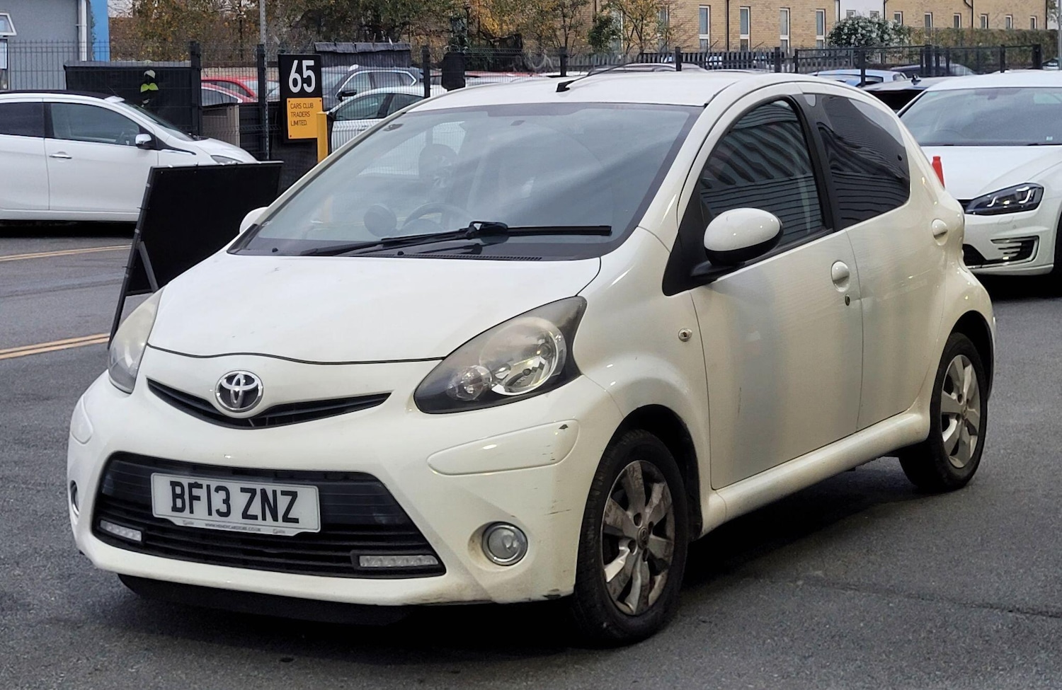 Used Toyota AYGO 2013 for sale - 76573253: Photo 1