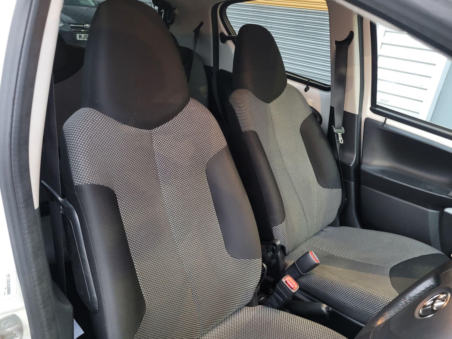 Used Toyota AYGO 2013 for sale - 76573253: Photo 7