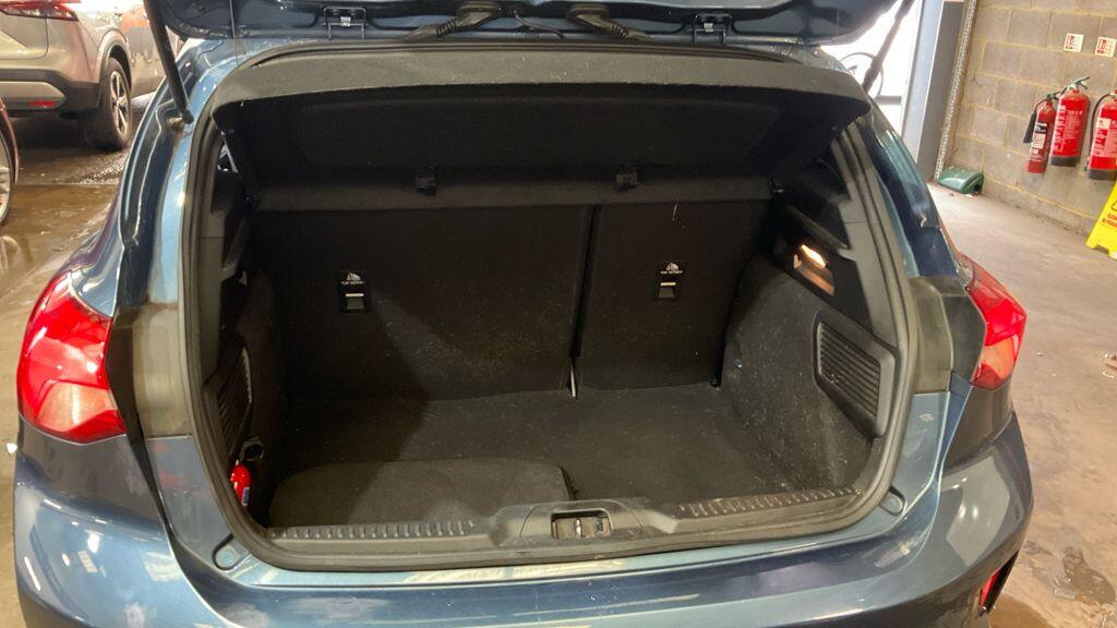 Used Ford Focus 2019 for sale - 76984714: Photo 5