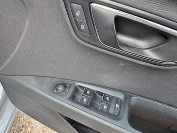 Used SEAT Leon 2018 for sale - 79698490: Photo