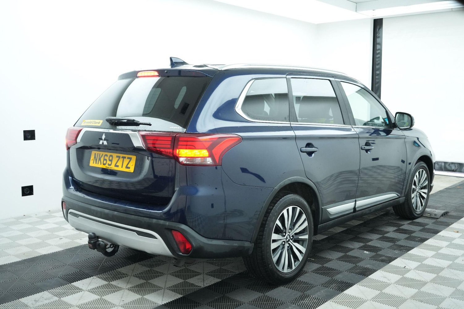 Used Mitsubishi Outlander 2019 for sale - 77131460: Photo 3
