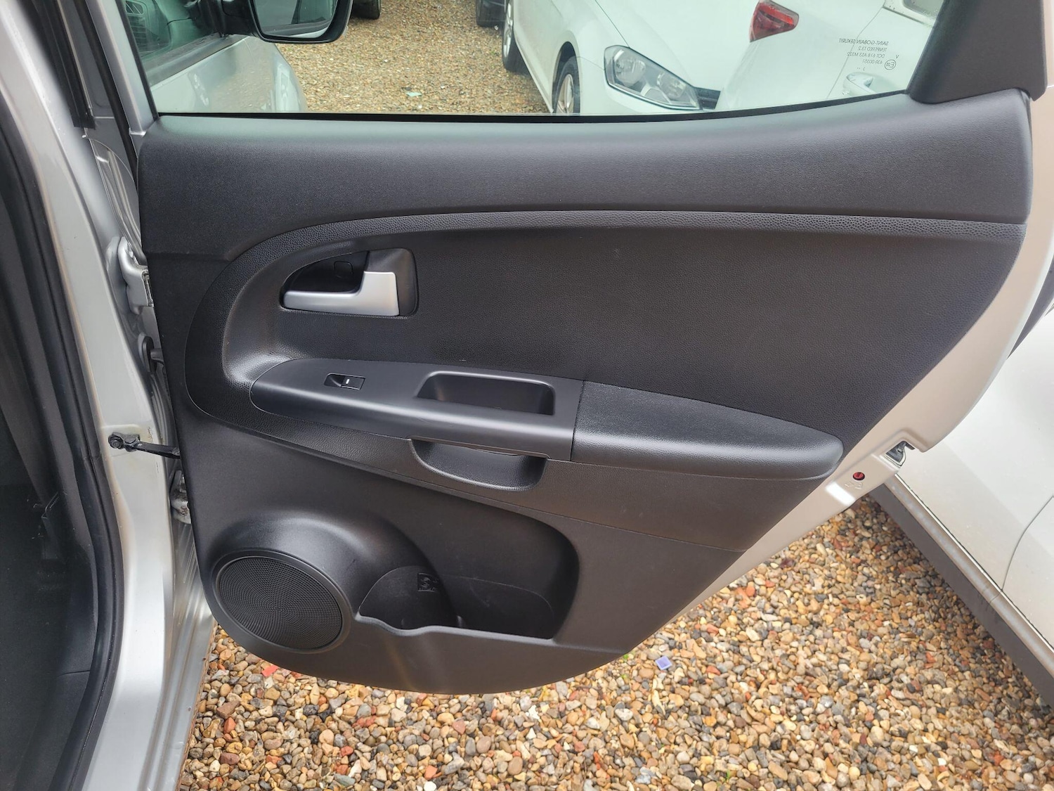 Used Kia Venga 2014 for sale - 76984708: Photo 28