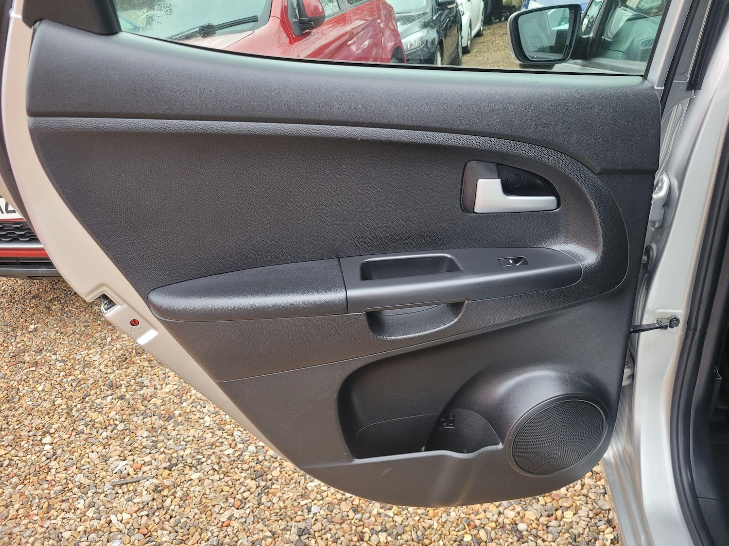 Used Kia Venga 2014 for sale - 76984708: Photo 35