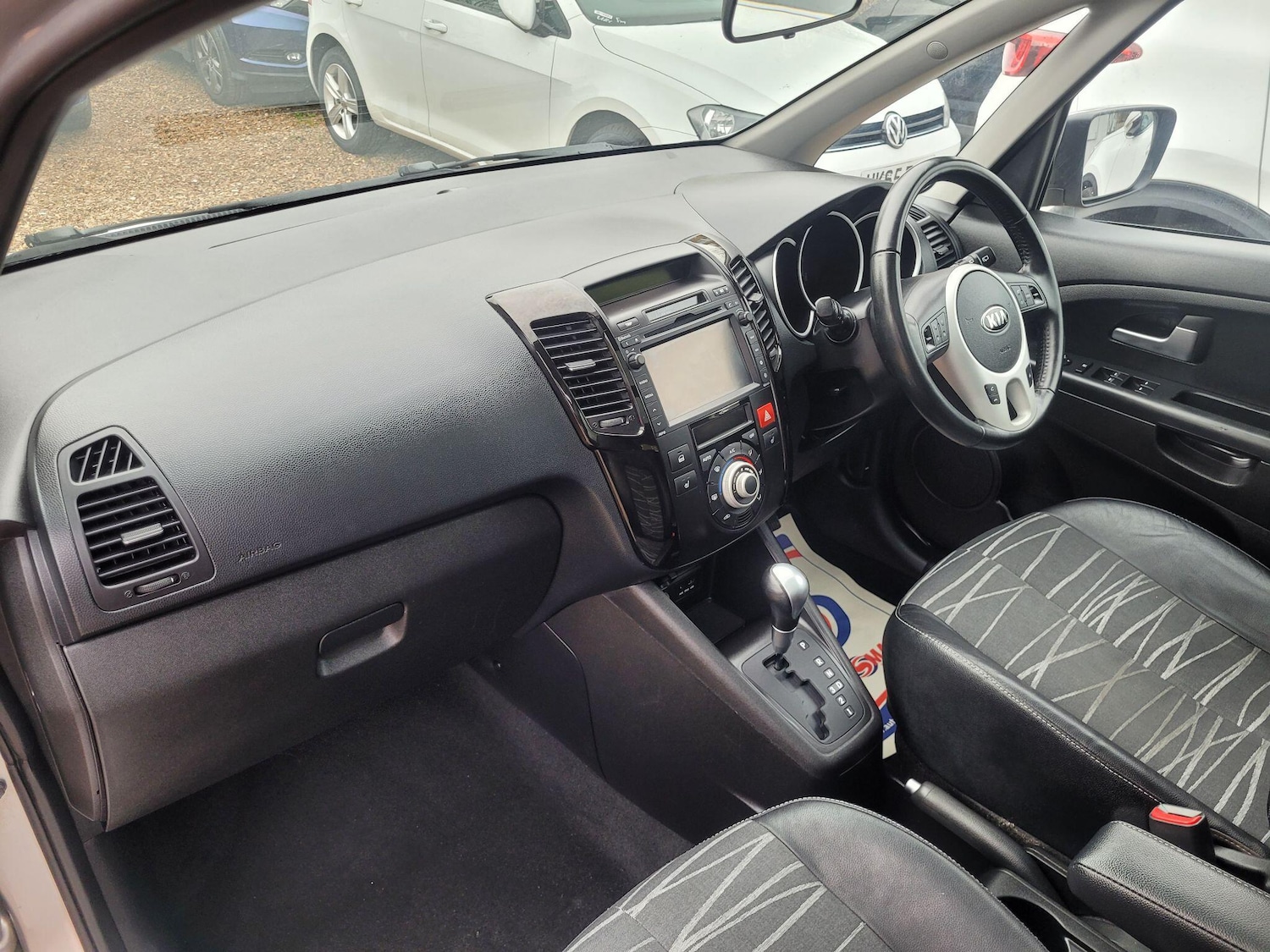 Used Kia Venga 2014 for sale - 76984708: Photo 38