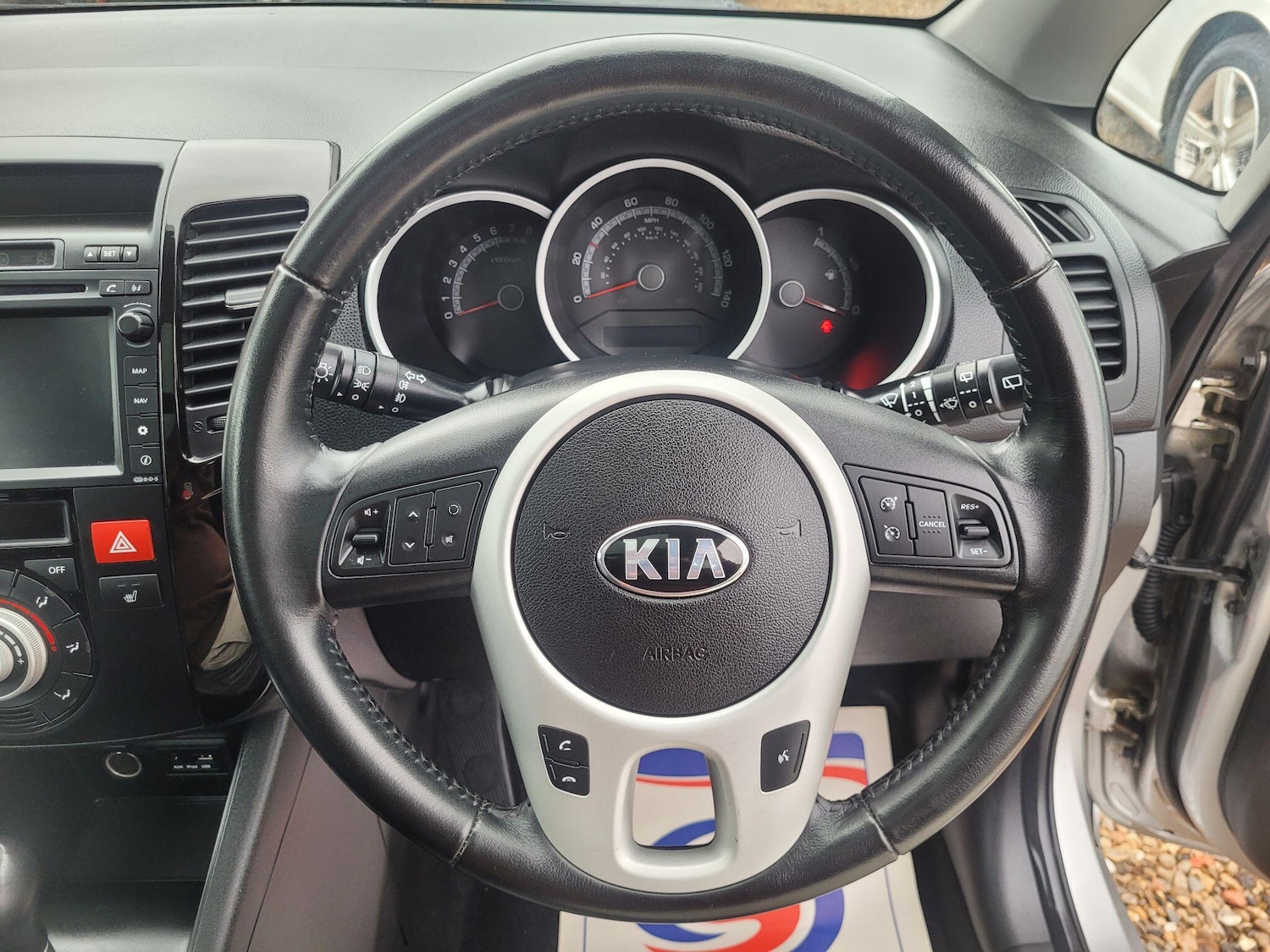 Used Kia Venga 2014 for sale - 76984708: Photo 42