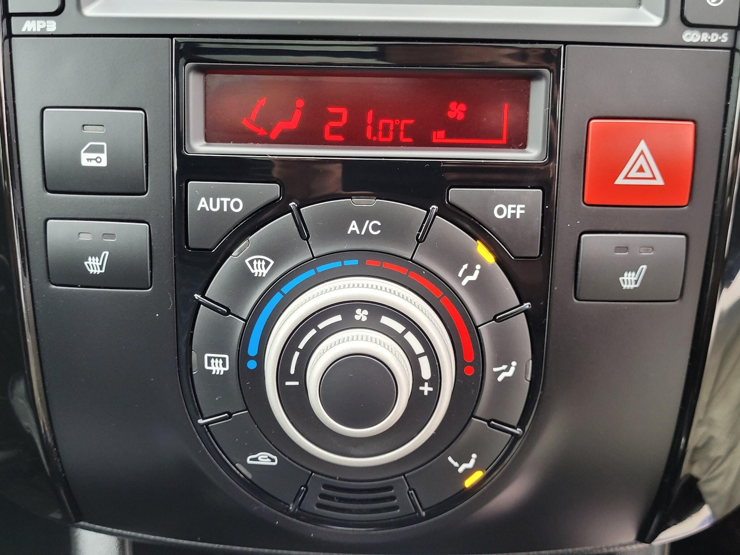 Used Kia Venga 2014 for sale - 76984708: Photo 60