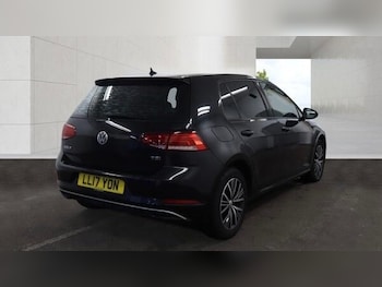 Used Volkswagen Golf 2017 for sale - 78245118: Photo