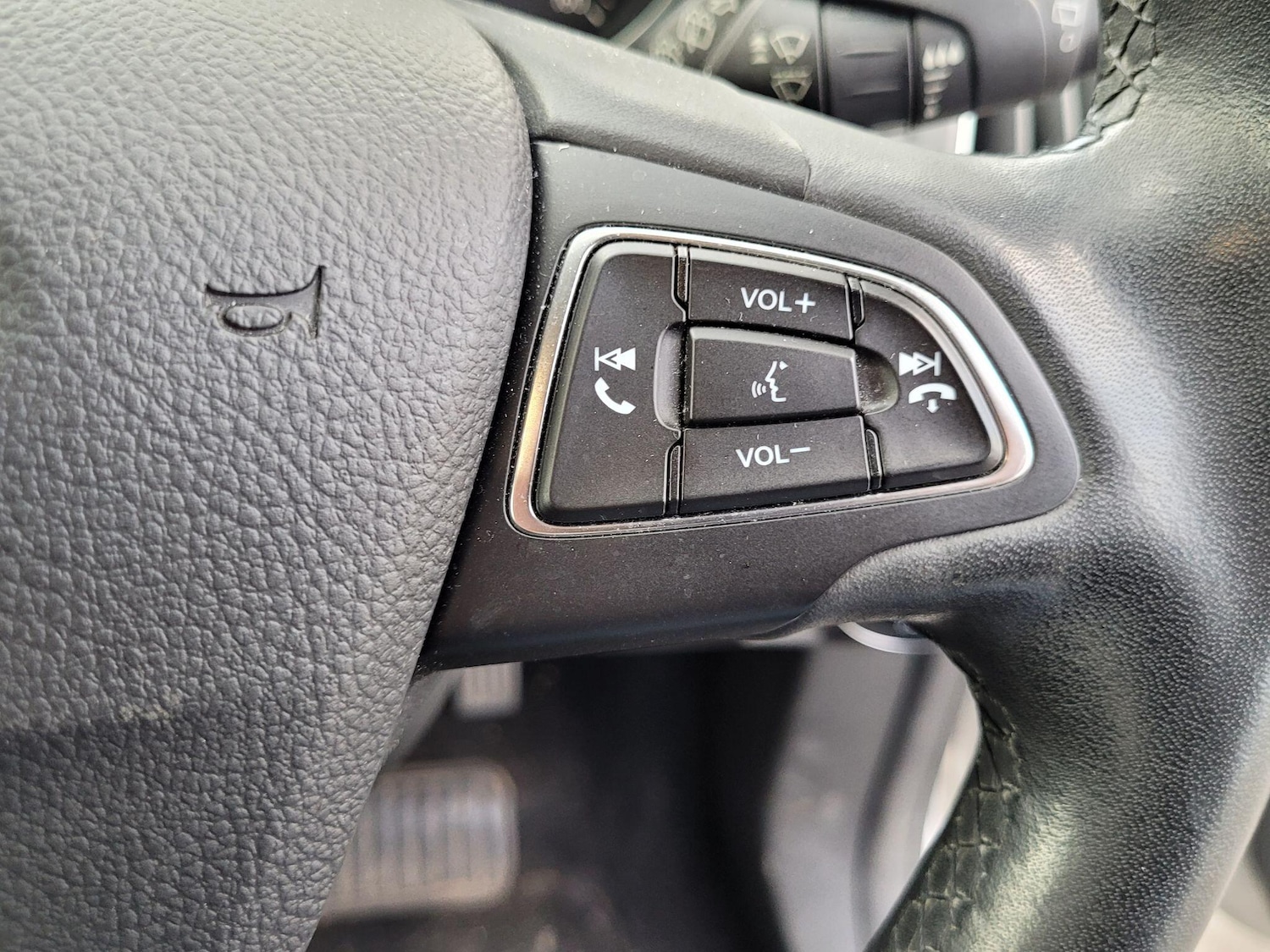 Used Ford Focus 2017 for sale - 76398803: Photo 11