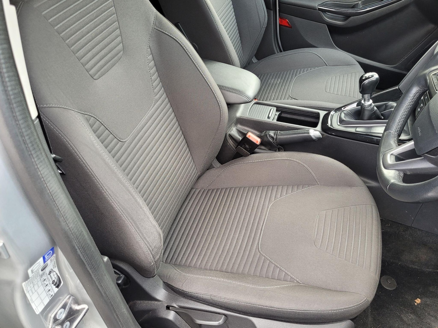 Used Ford Focus 2017 for sale - 76398803: Photo 17