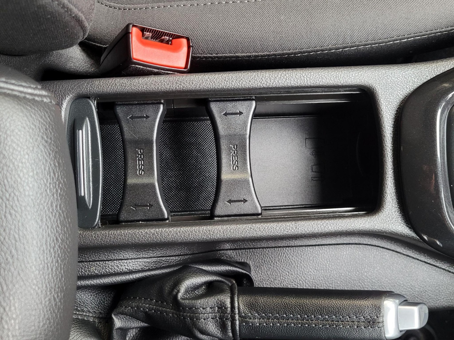 Used Ford Focus 2017 for sale - 76398803: Photo 37