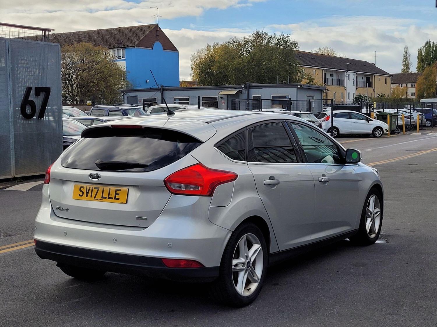 Used Ford Focus 2017 for sale - 76398803: Photo 5