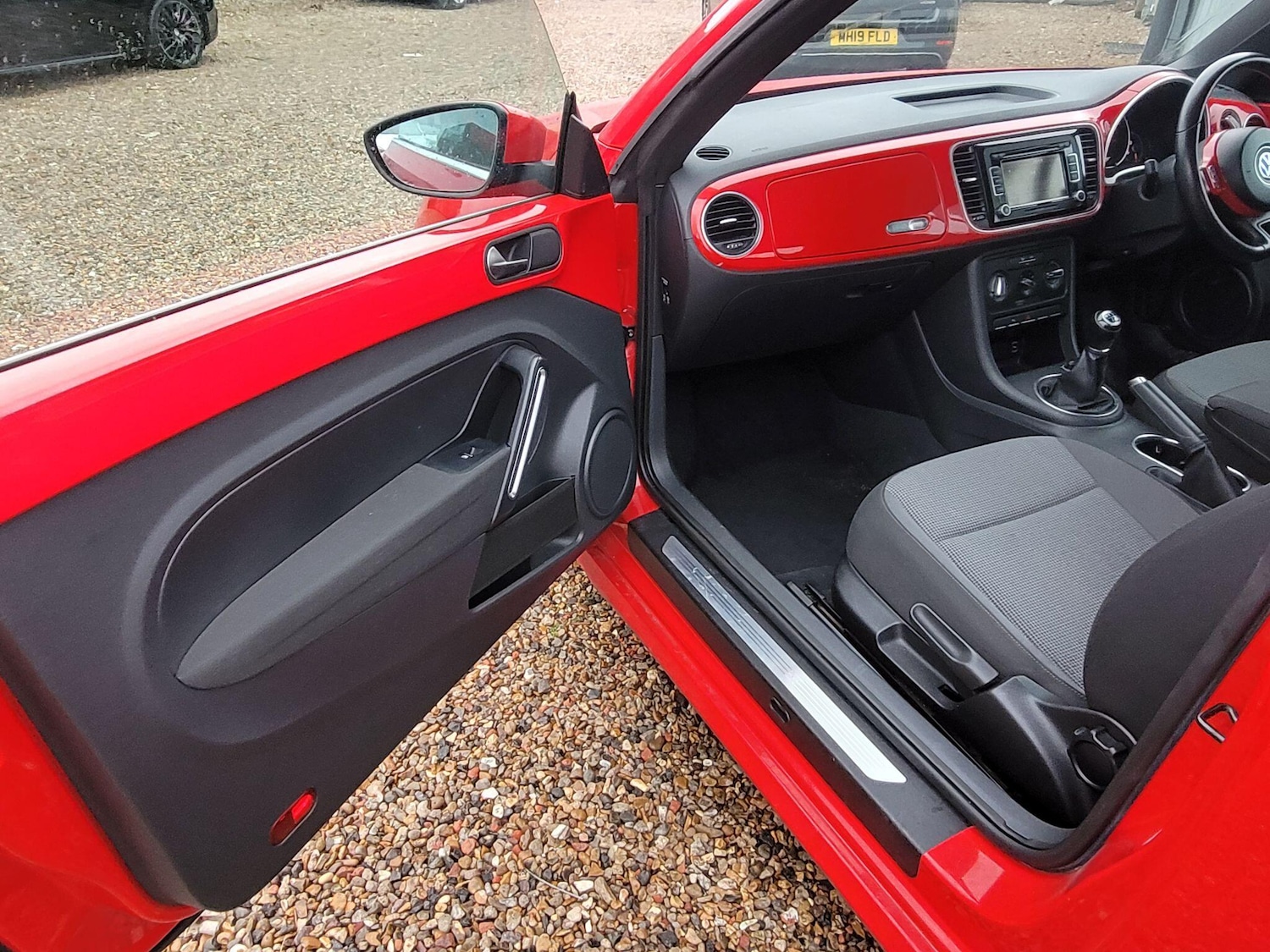 Used Volkswagen Beetle 2014 for sale - 77166535: Photo 10