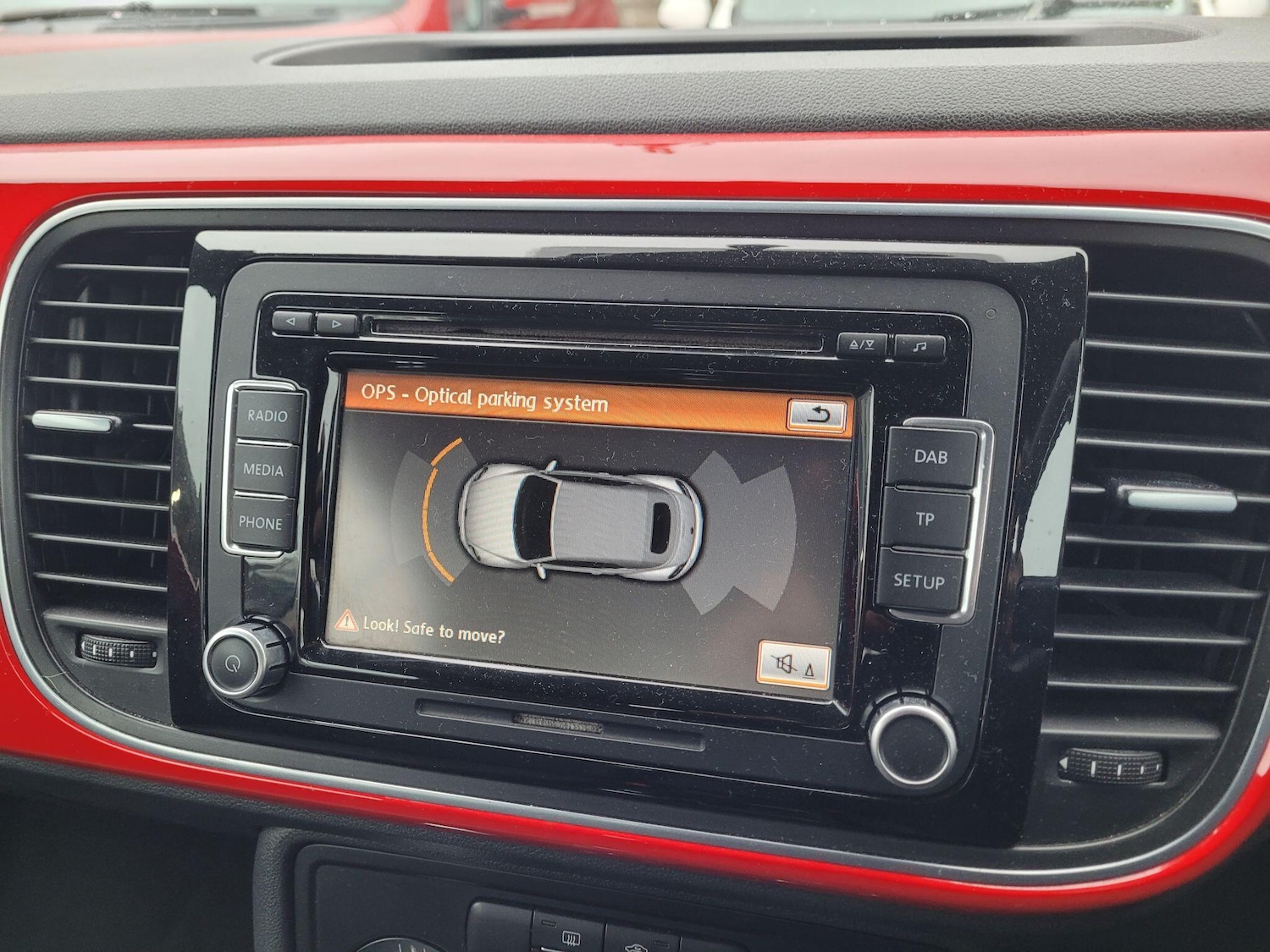 Used Volkswagen Beetle 2014 for sale - 77166535: Photo 14