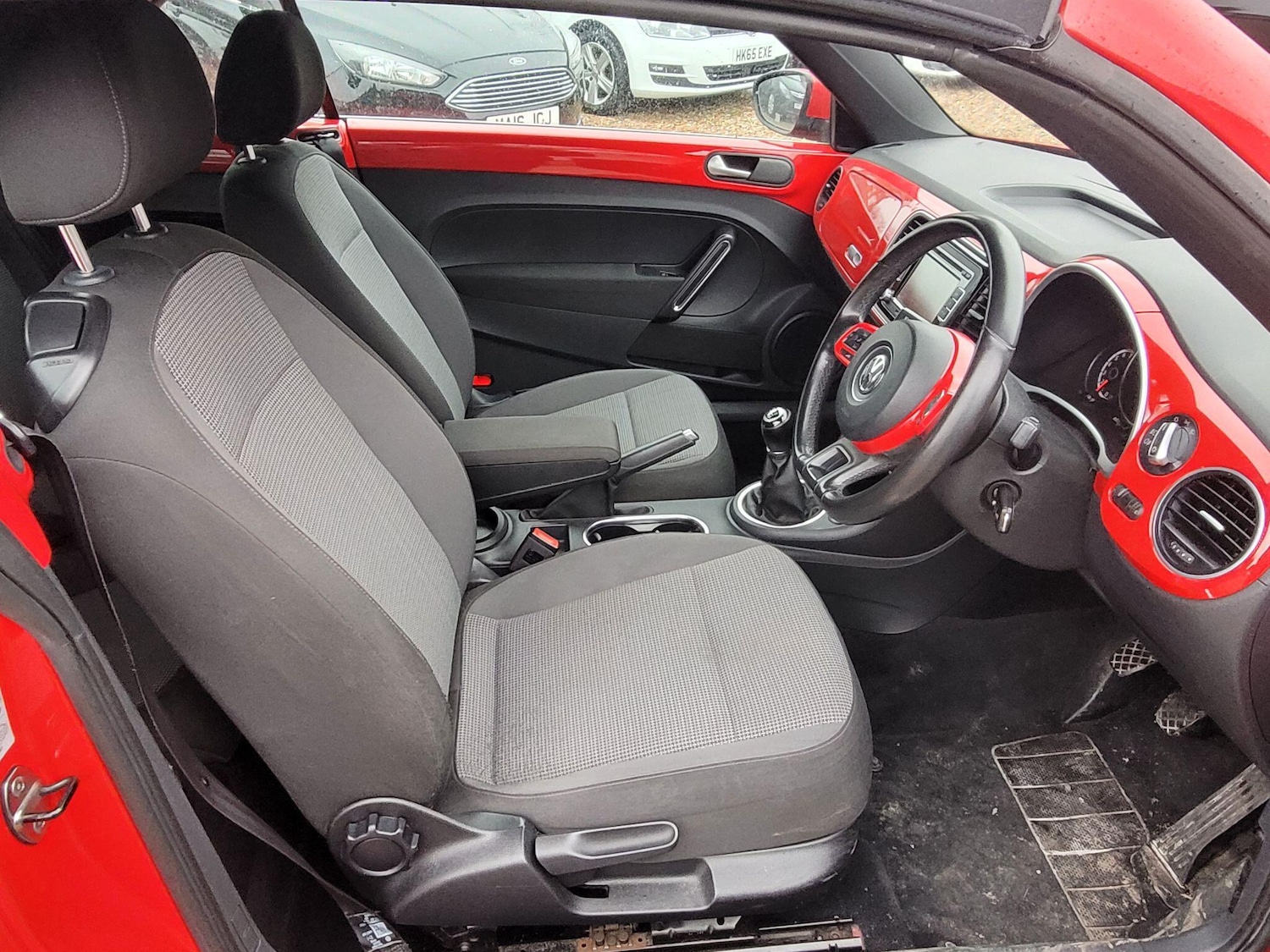 Used Volkswagen Beetle 2014 for sale - 77166535: Photo 9