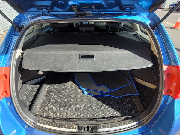 Used Toyota Auris 2015 for sale - 76085233: Photo 12