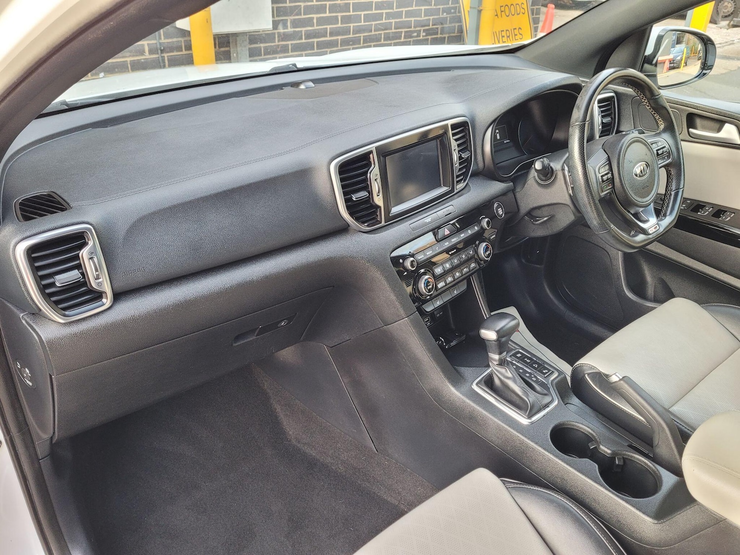 Used Kia Sportage 2017 for sale - 76984721: Photo 29