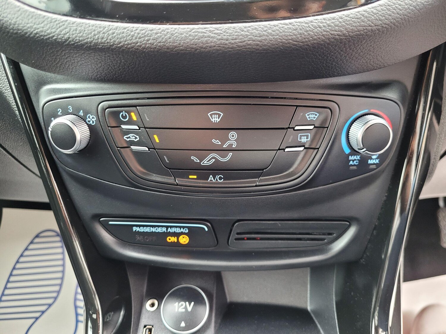 Vehicle 33