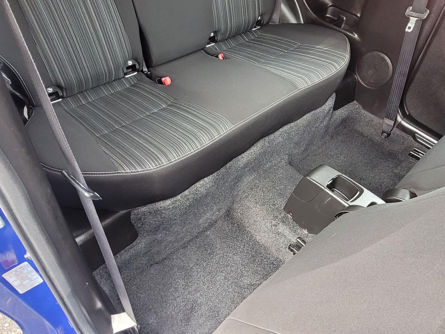 Used Suzuki Swift 2016 for sale - 76765293: Photo 35