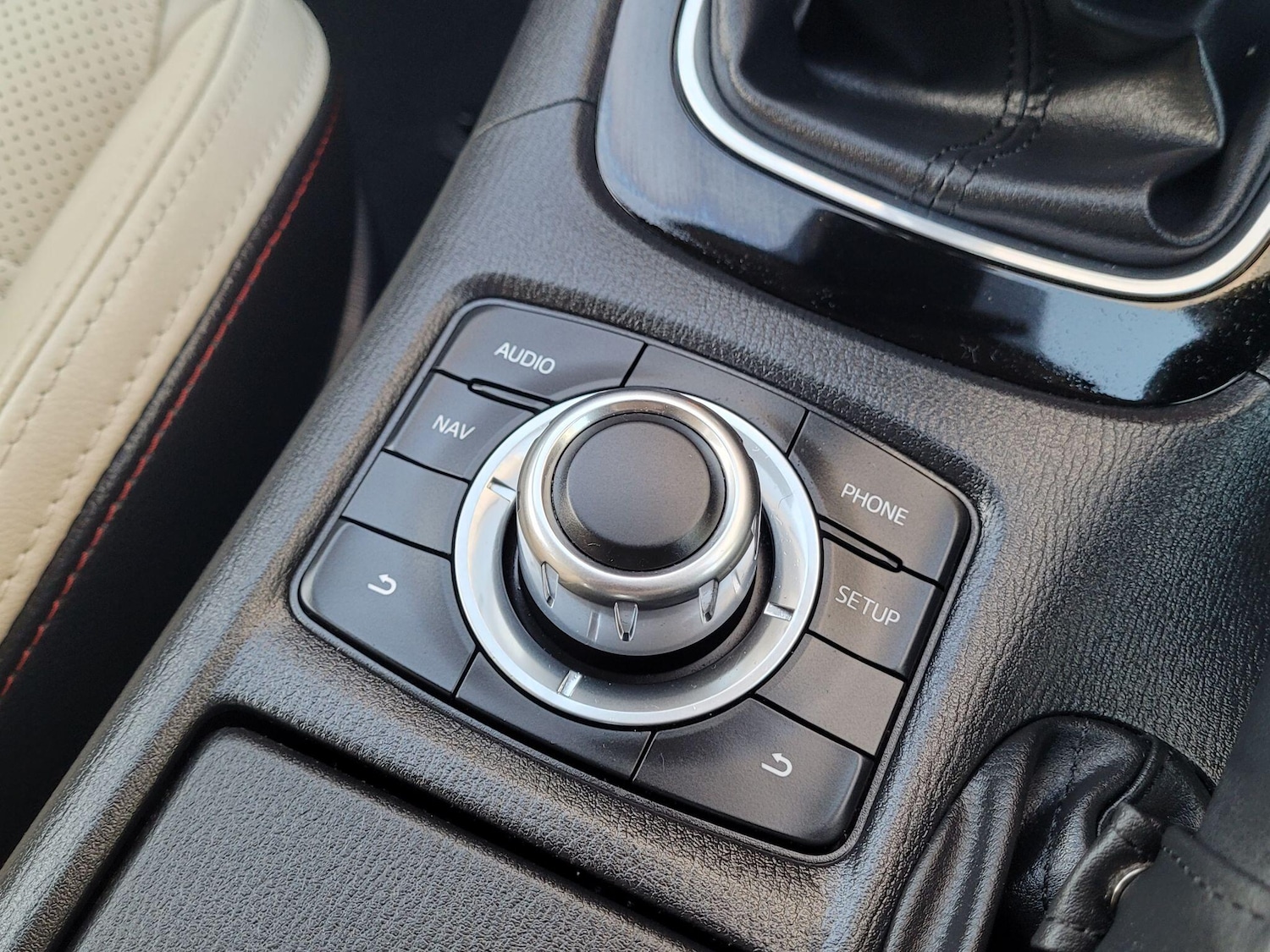 Used Mazda Mazda6 2013 for sale - 76550885: Photo 47