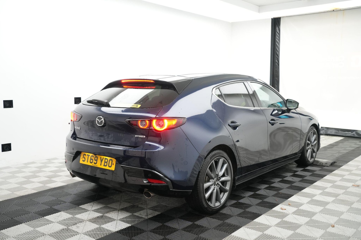 Used Mazda Mazda3 for sale - 77683007: Photo 3