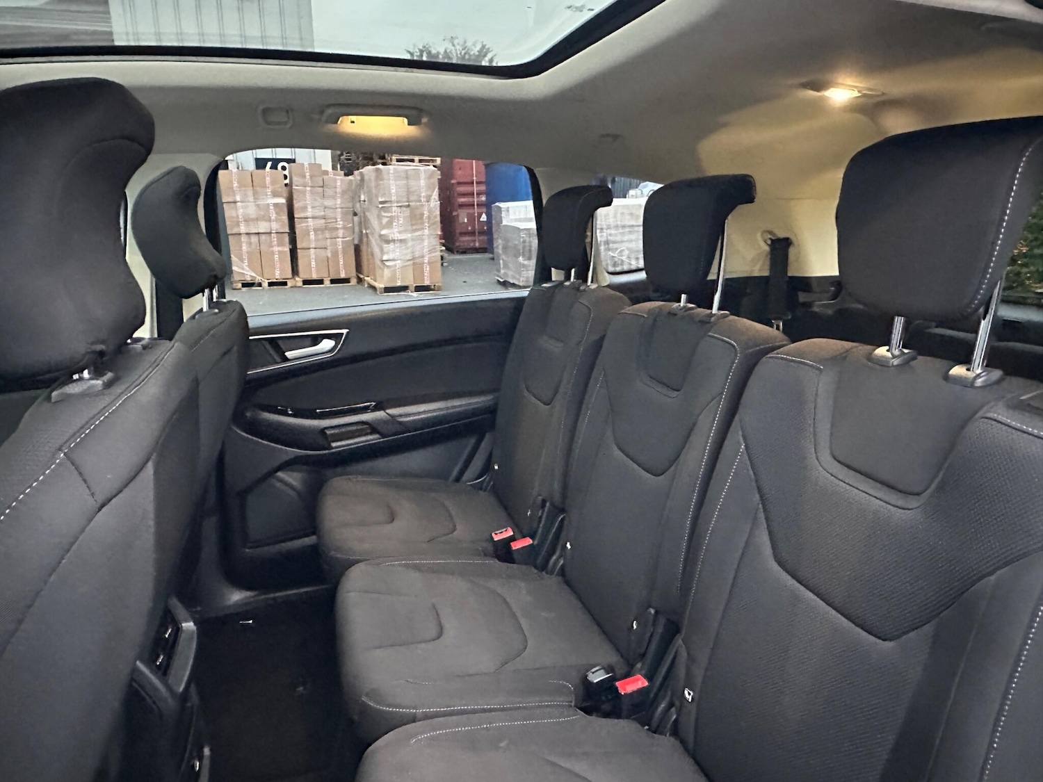 Used Ford S-Max 2016 for sale - 76984698: Photo 32