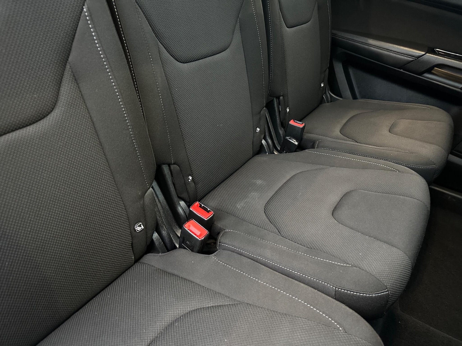 Used Ford S-Max 2016 for sale - 76984698: Photo 35