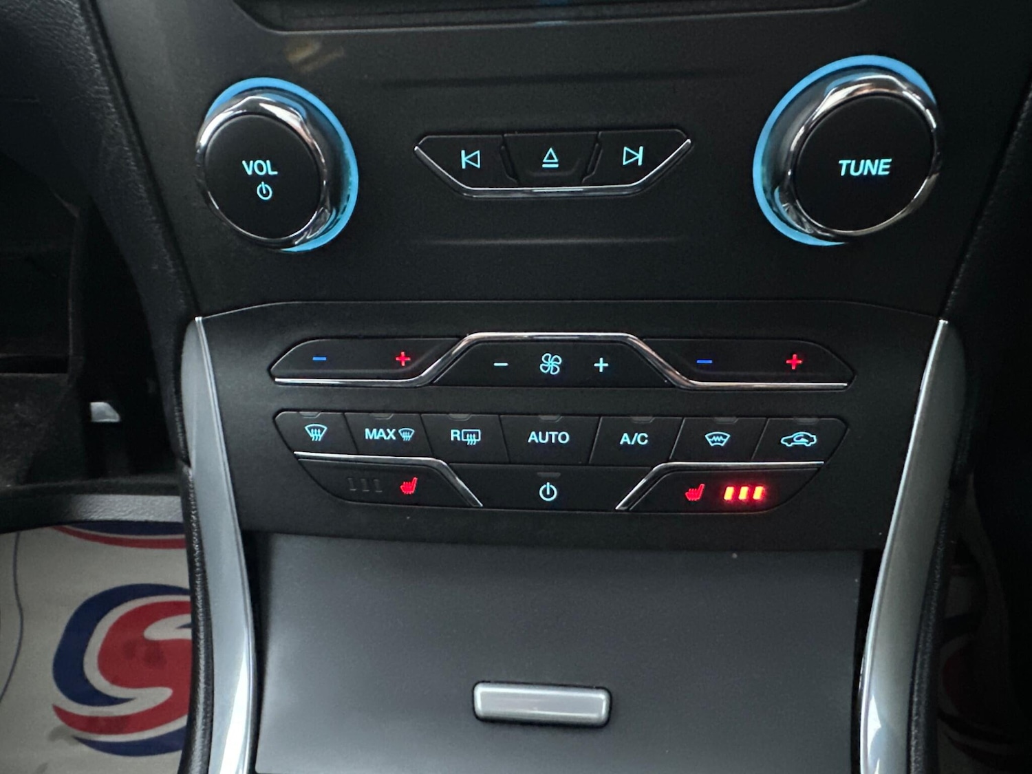 Used Ford S-Max 2016 for sale - 76984698: Photo 44