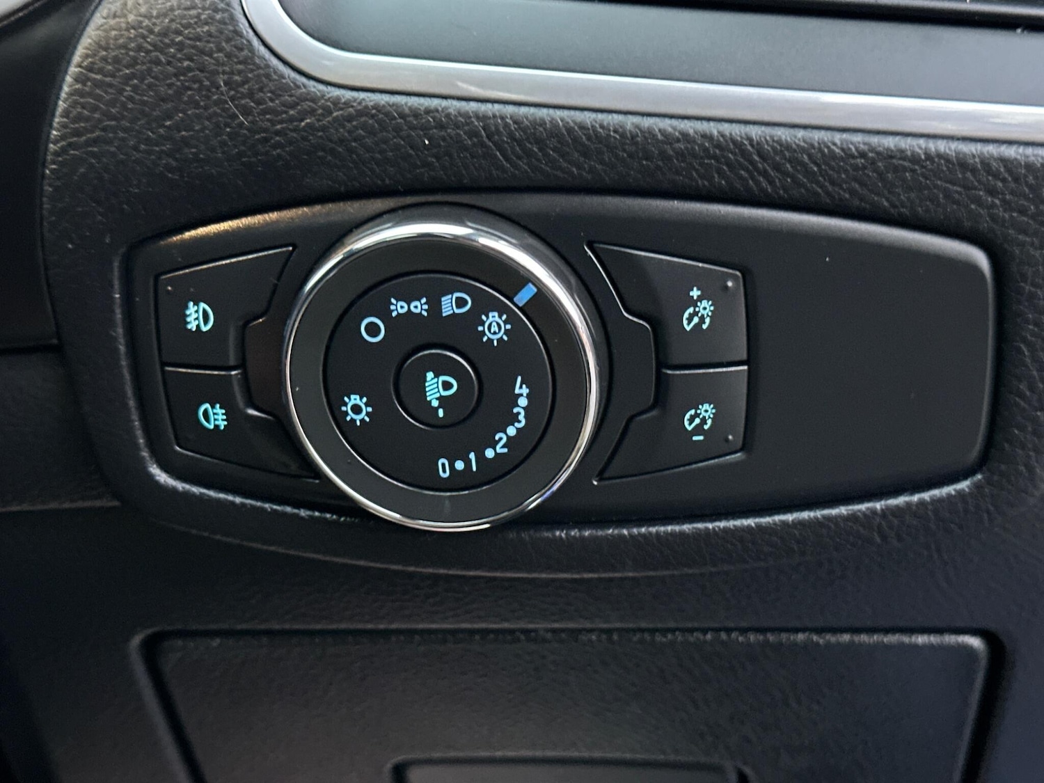 Used Ford S-Max 2016 for sale - 76984698: Photo 54