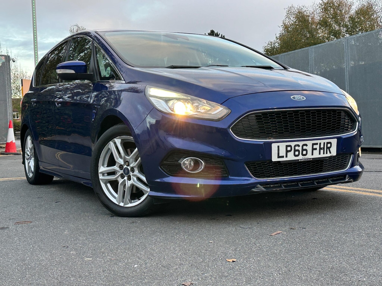 Used Ford S-Max 2016 for sale - 76984698: Photo 6