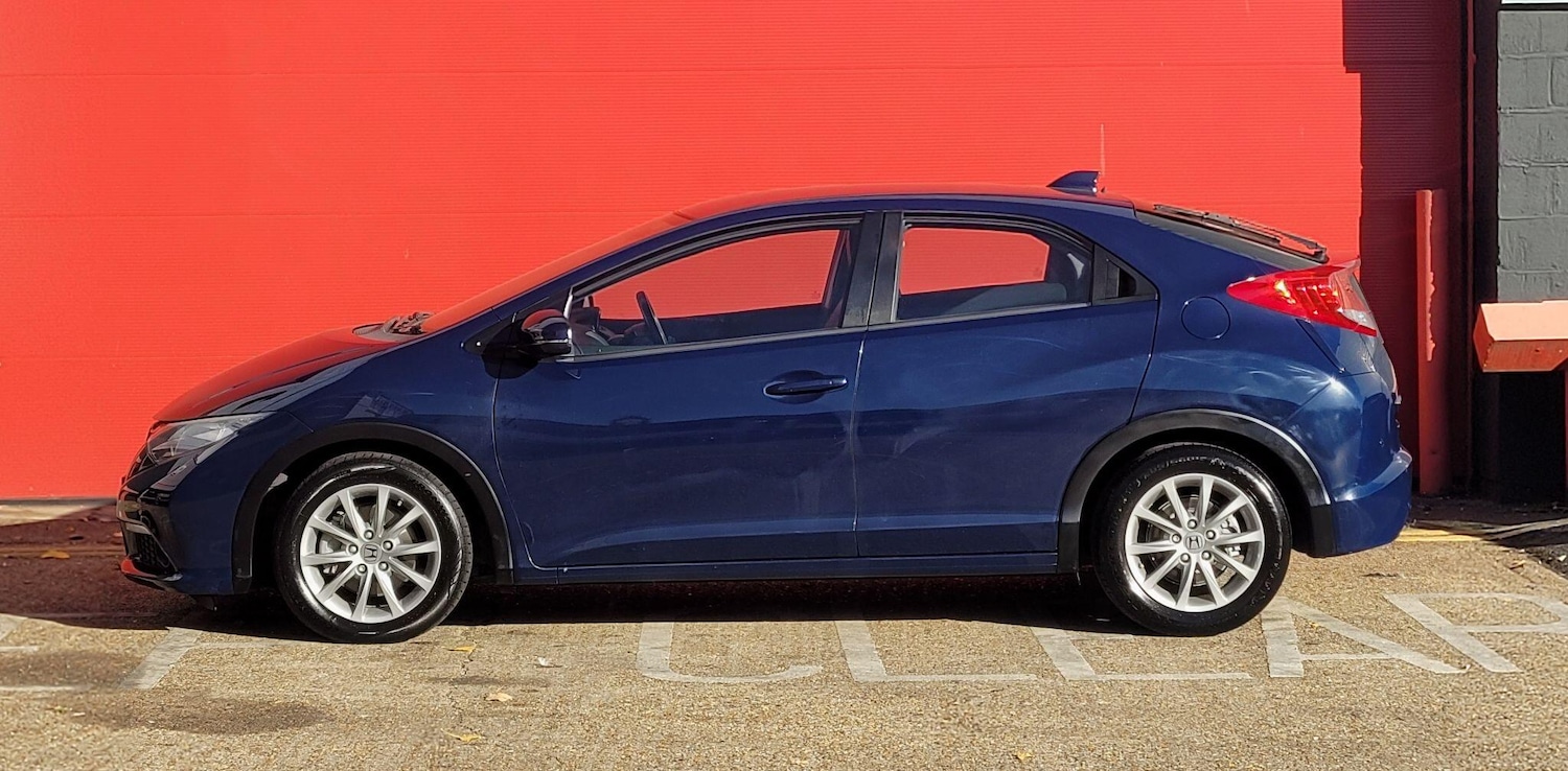 Used Honda Civic 2013 for sale - 76984693: Photo 6