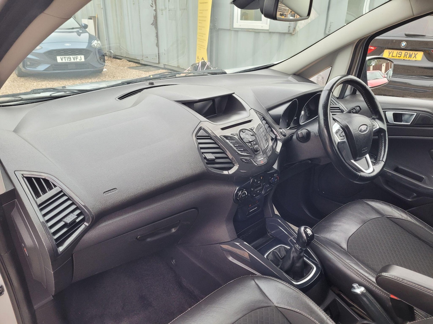 Used Ford Ecosport 2016 for sale - 76984710: Photo 32