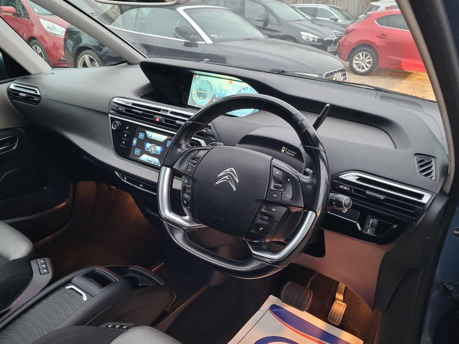 Used Citroen C4 Grand Picasso 2016 for sale - 77039743: Photo 25