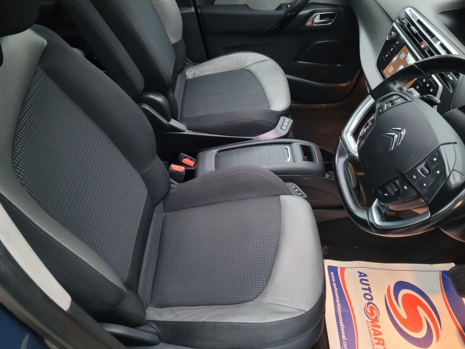 Used Citroen C4 Grand Picasso 2016 for sale - 77039743: Photo 28