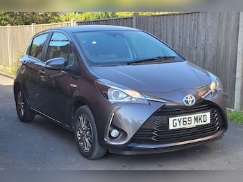 Used Toyota Yaris 2019 for sale - 78475634: Photo