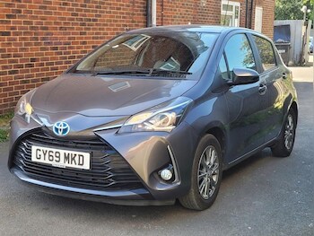 Used Toyota Yaris 2019 for sale - 78475634: Photo