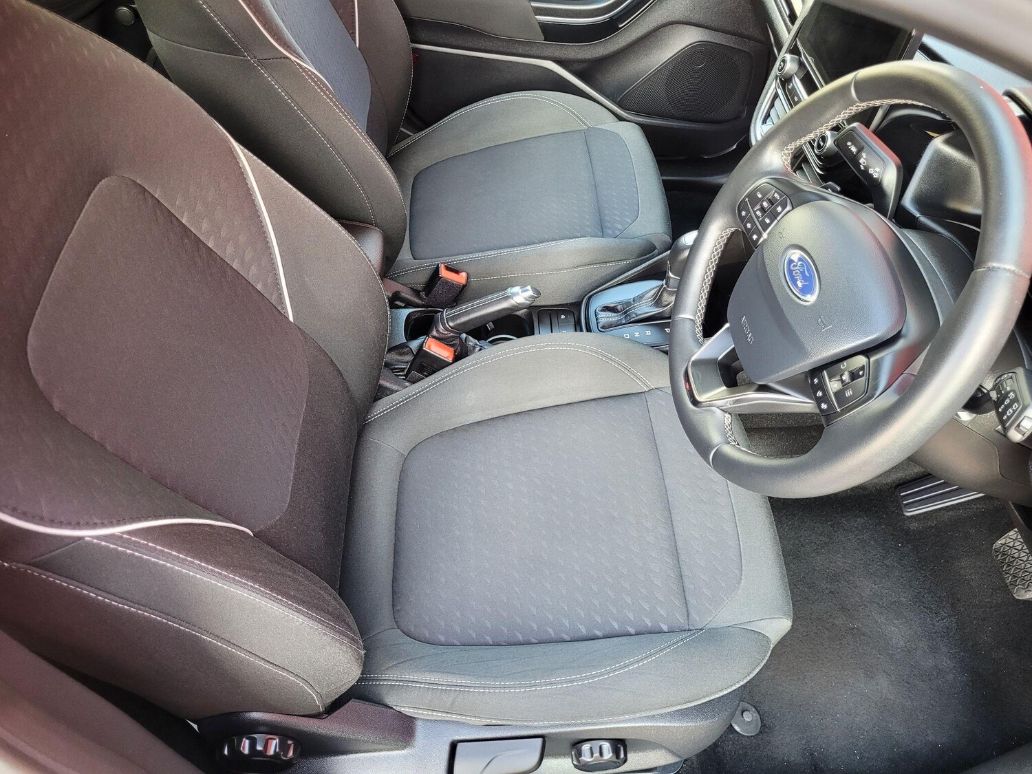 Used Ford Fiesta 2018 for sale - 76326661: Photo 15