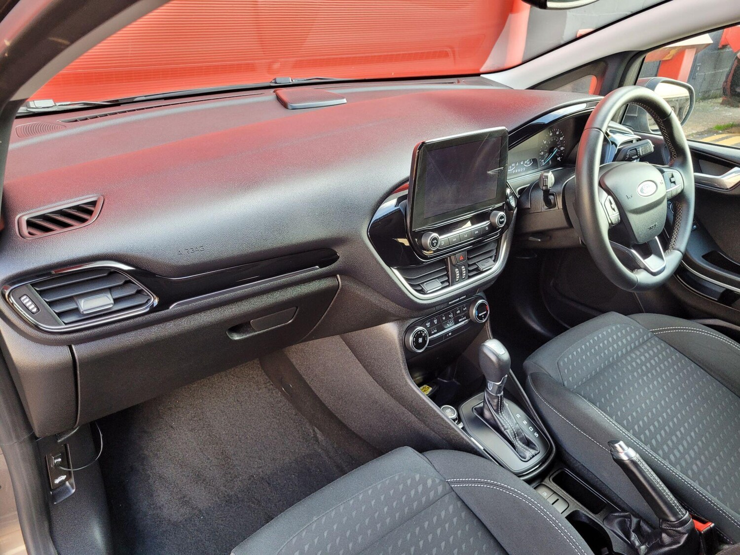 Used Ford Fiesta 2018 for sale - 76326661: Photo 24