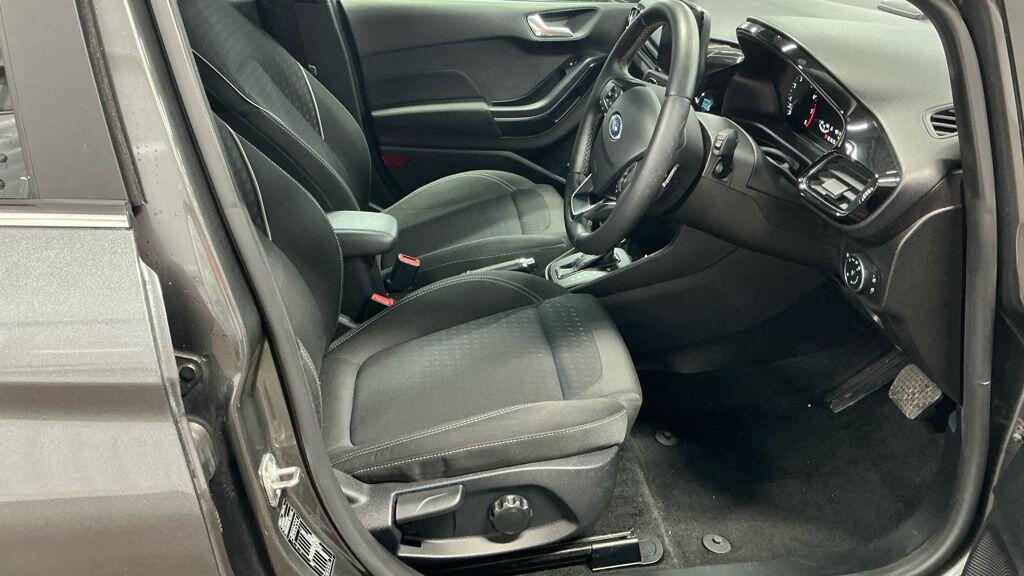 Used Ford Fiesta 2018 for sale - 76326661: Photo 9